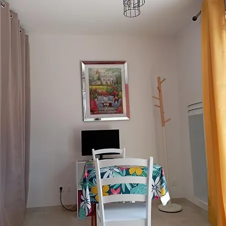 Holiday home Maisonnette Neuve *